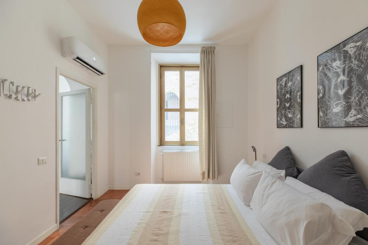 רומא Iflat Monti Charming Apartment מראה חיצוני תמונה